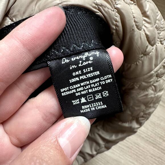 Flower taupe puffer bucket hat - Picture 4 of 4